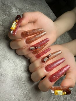 ブイアンド(V&)/