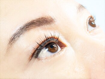 まつげエクステサロン アイズ 浦和店(I's)/美眉&美まつげでメイク時短へ!