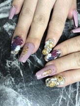 チャーミーネイル(Trami nail)/