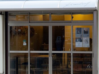 ムーンリーフ(MoonLeaf)/こちらがサロンです♪