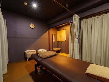 柔整 おがわ屋の写真/【男性来店率5割超★】完全お任せ整体初回70分4,500円！落ち着く個室空間で根本改善！［20時まで営業］