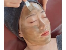 ベルライズ(BELRIZE)/クレイパックで肌色明るく