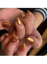 リノン(Linon)/ゴールド、ブラウン系アート