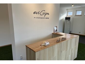 エビジム 旭川店(eviGym)/【受付】