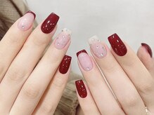 ユミ(U.MI.)/細めフレンチネイル