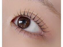 満足度の高い洗練された理想のお目元へお手伝い致します