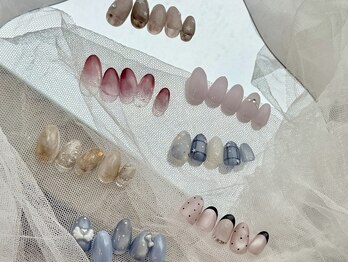 ジュレアイ(JurerEye)の写真/【栄駅1番から徒歩3分】シンプルネイルからトレンドを取り入れたデザインまでサンプルも豊富♪