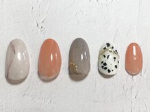 フレイムス アイラッシュ アンド ネイル(FRAMES)/ダルメシアン×オレンジネイル♪