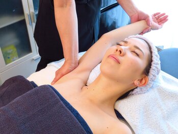 ユルベール(ylber)/バストケア