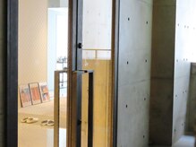 フェイスネイル(face＆nail)/サロン入り口はこちら