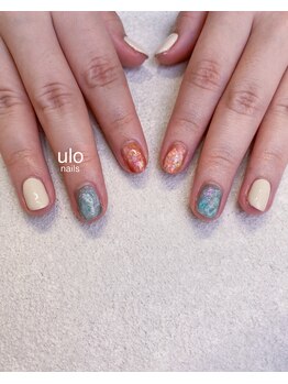 ウロネイルズ(ulo nails)/質感と色合いのニュアンスネイル