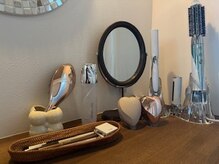 スー(suu.)/リファのアイロン、ドライヤー