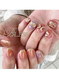 ゴールドニュアンス×フレンチ