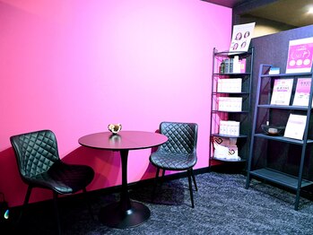 ビビッド(BiBiD)/フロア