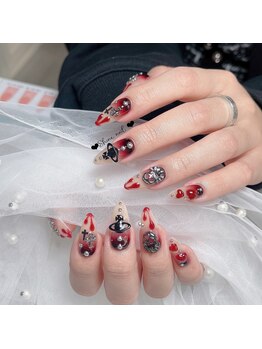 サイナネイル(Shine Nail)の写真/【多彩なデザインにあなた好みのパーツをつけ放題★】あなただけの特別なネイルデザインを作りましょう♪