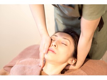 オフェリア(Ophelia)/小顔矯正