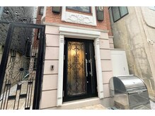 ティンクネイル 麻布十番店(THINK NAIL)/【麻布】落ち着いた照明玄関