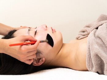 ミストレス(Mistress)の写真/韓国肌管理”ララピール”剥離とダウンタイムのない次世代ピーリングで憧れの水光肌に！