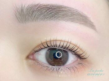 ラ ぺーシュ アヴニール/まゆげとまつげどちらも綺麗に♪