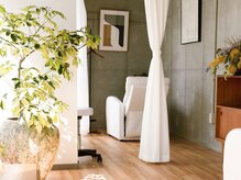 メゾンドプリマ 自由が丘(MAISON DE PRIMA)の雰囲気（半個室でゆっくりと過ごして頂けます［ナチュラル眉毛.眉毛］）