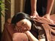 快足館の写真/【全身をお手軽にケア♪人気のコース】足つぼ30分+整体30分+目・頭10分+足湯5分 計75分 ¥6300!疲労解消に◎