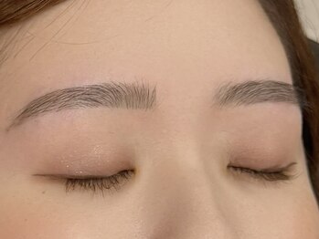 ペイント(PAINT)の写真/似合う眉が見つかる！経験豊富なプロがあなたをサポートします☆垢抜け眉でキレイな印象のお顔へ◎