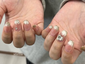 ステラ(stella)/cheek magnet French nail 