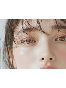 ナチュラル上品な目元にしたい