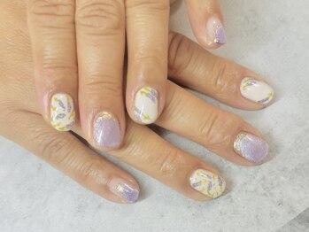 エヌドットプラスネイル(N.plus NaiL)/お花ネイル