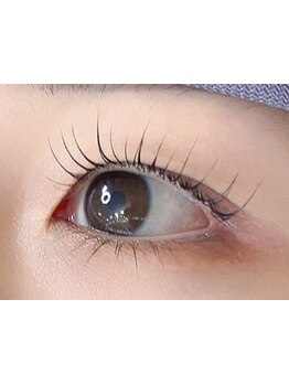 ナチュラル上品な目元にしたい