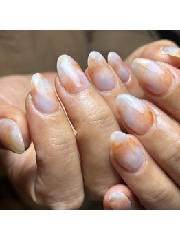 アティックネイルアトリエ(attic nail atelier)/持ち込みニュアンスネイル