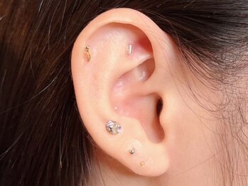 ラッシュアンドワックス ブレイブニューヨーク(Lash&Wax Brave nyc.)/耳つぼジュエリー