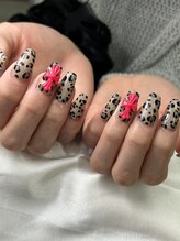 アートネイル ギャラリー(Art nail Gallery)/ヒョウ柄×3Dパーツ