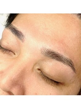 ニーナアイプラス(nina eye+)/眉毛デザインワックス