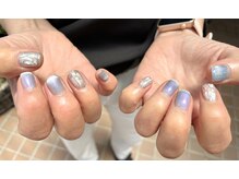 ルーム(RUM)/シェルとマグネット夏ネイル