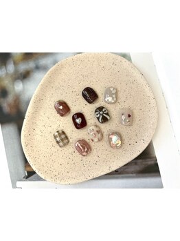 手描きアートが得意なサロン