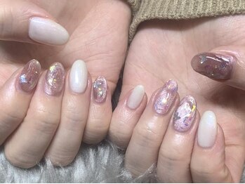 アングゥ ウル(ungu ul)/4月マンスリーデザイン