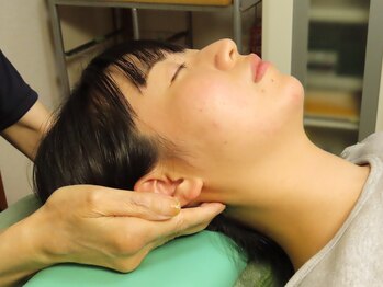 スッキリ健康館/頭痛にも、ヘッドスパがおすすめ