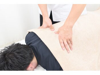 西葛西駅前あさひろ鍼灸整骨院/「4」心地よい筋膜リリース