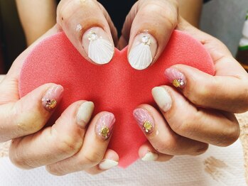 【シーズンデザインアート】 8月