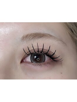 ボリュームのある目元にしたい