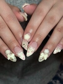 ガーリーネイル