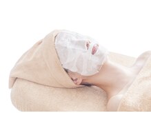 『天然保湿パック』 水分補給した肌に、さらに保湿パックで潤いを閉じ込める