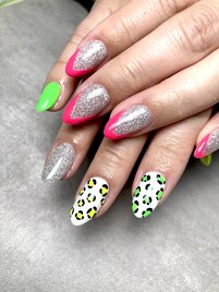 カラフルネイル