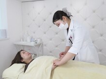 アキュモンド 渋谷院(acumond)/健康美全身調整コース施術中