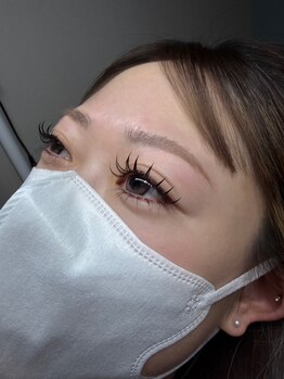 バグズ ヘアデザイン 桔梗が丘店(Baguz HAIR DESIGN)の写真/\似合わせ眉毛はお任せ下さい♪/面倒な眉毛のメンテナンスはプロにお任せ!まつげとセットで印象UP!