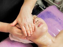 らくラック/小顔コルギ/マッサージ