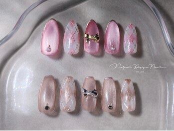 ナチュラルデザイン 品川本店(Natural Design)の写真/上品シンプルで大人可愛い指先をご提供♪シンプルながらも美しい指先でふと目に入る度に気分が上がる☆