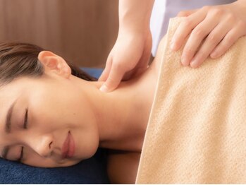 ハリーナ(HARI-NA)/首肩コリとリンパの改善◎