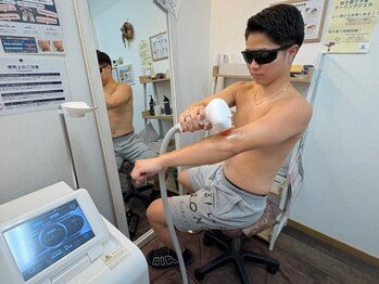 キングスサロン 熊本の写真/【ヒゲ脱毛新規￥1,000！】完全個室のセルフ脱毛で、誰にも見られず理想の肌へ。都度払いで仕事帰りにも◎